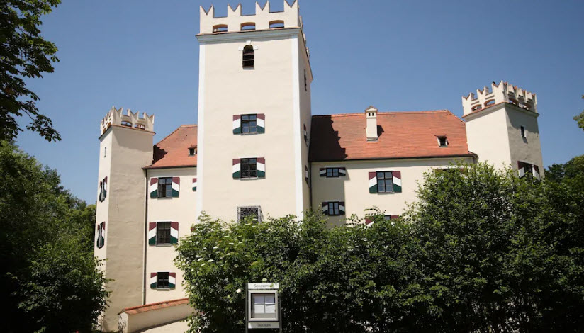 Schloss Mariakirchen, Germany